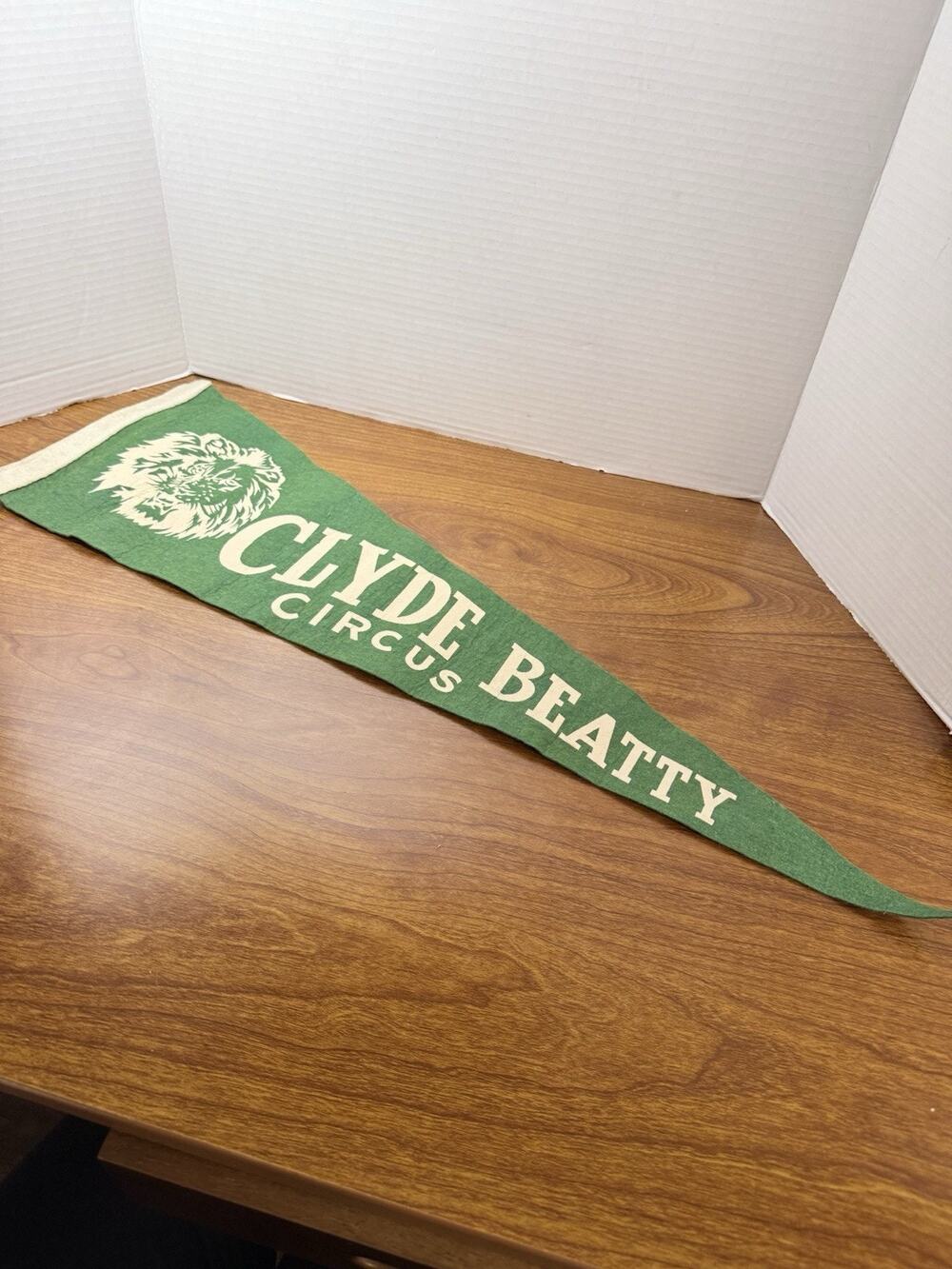 VTG Clyde Beatty Circus Full Size Pennant Banner Lion Tiger Green Souvenir